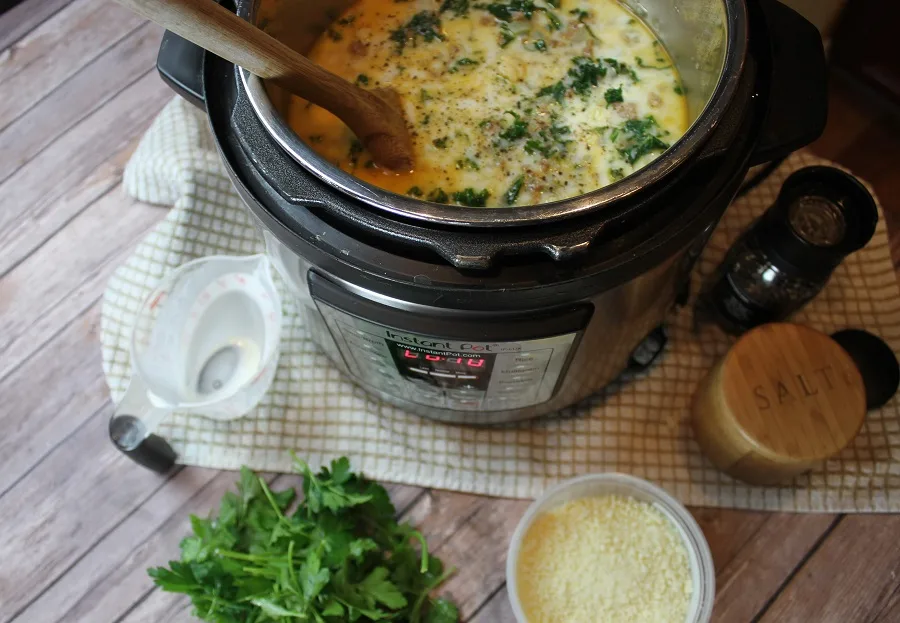 The instant pot adds so much flavor to soups through its cooking process! This instant pot sausage and kale soup recipe is easy to make and perfect for meal planning. Instant Pot Soup Keto | Instant Pot Soup Setting | Easiest Instant Pot Soup | Keto Instant Pot Sausage Kale Soup | Instant Pot Kale | Instant Pot Soup Recipes with Italian Sausage 