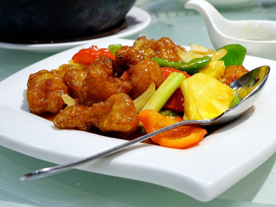 Instant Pot Orange Chicken Recipes Plate of Orange Chicken with Veggies