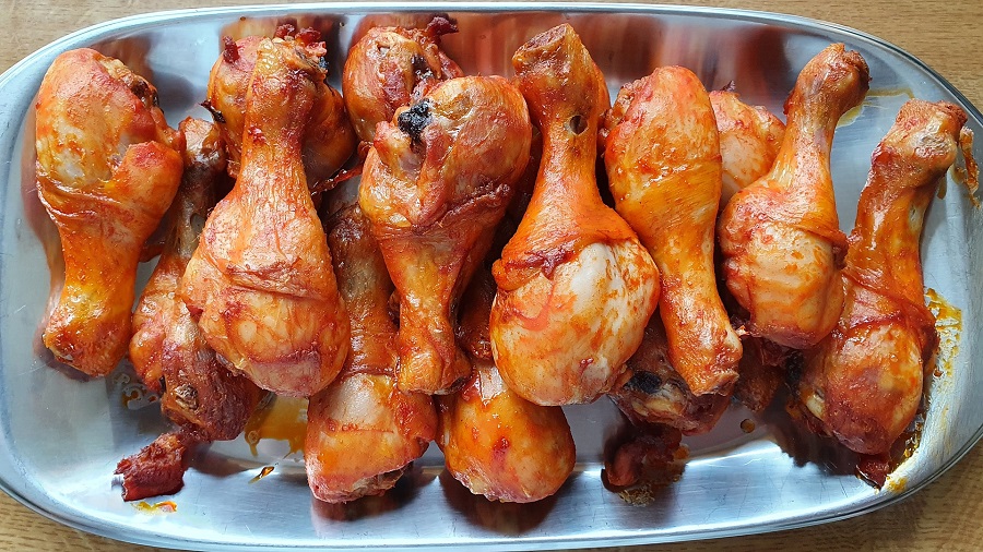 Crockpot Bourbon Chicken Recipes Chicken Drumsticks on a Plate