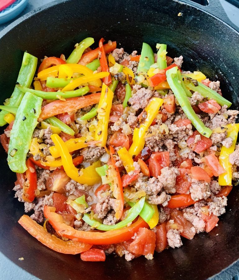 Easy Crockpot Beef with Brown Rice and Vegetables