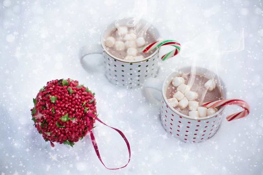 Crockpot Spiked Hot Chocolate Recipes Two Cups of Hot Chocolate in the Snow