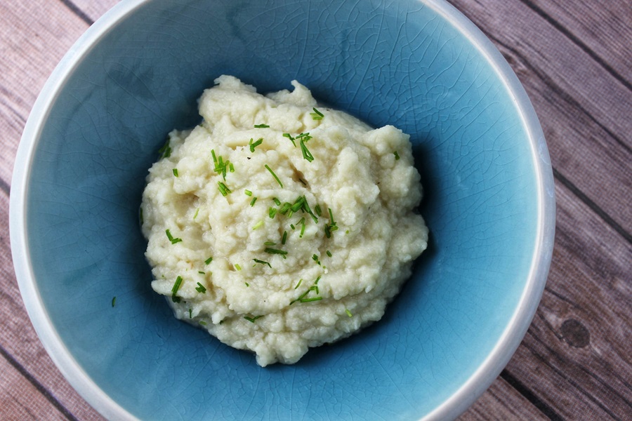 Instant Pot Cauliflower Mash Recipe Overhead View of a Bowl of Mashed Cauliflower