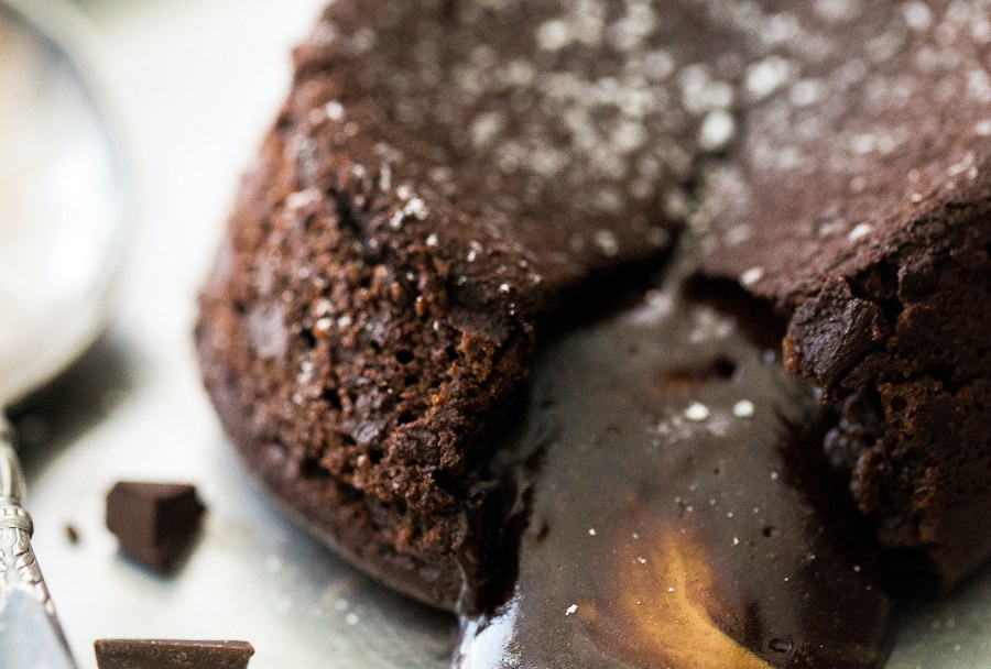 Instant Pot Desserts for a Crowd Close Up of Molten Cake