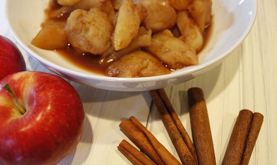 Instant Pot Cinnamon Apples Close Up of Finished Apples