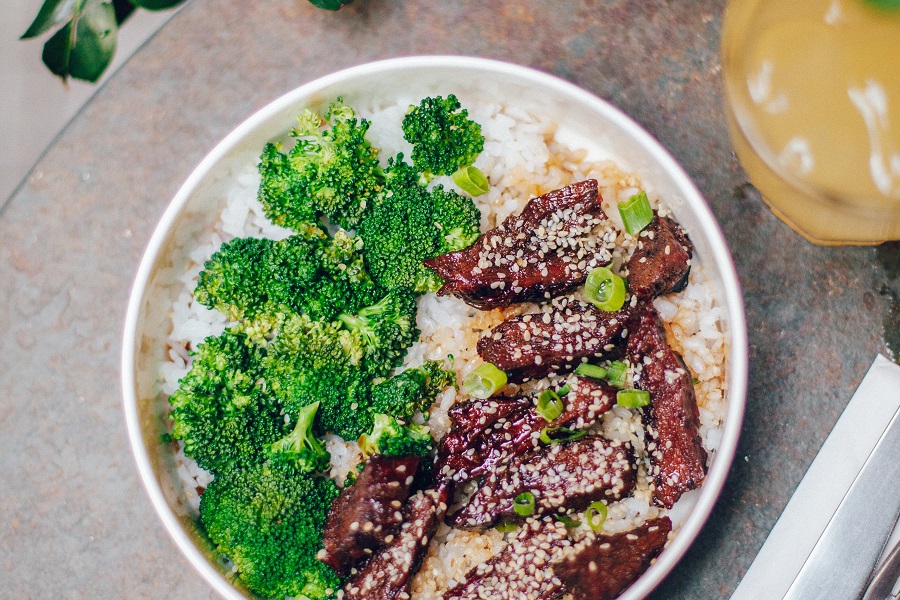 Crockpot Freezer Meals for Meal Planning Overhead View of a Plate of Broccoli and Beef on Rice