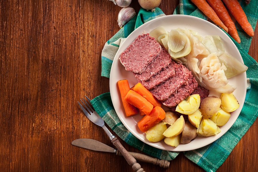 Easy Crockpot Corned Beef and Cabbage Recipes