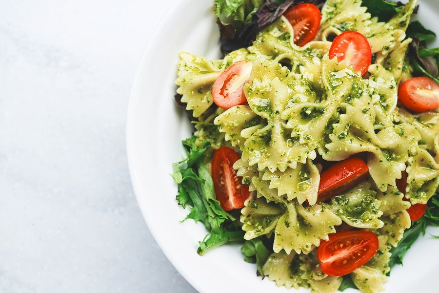 How to Cook Pasta in the Instant Pot Overhead View of a Plate of Pasta with Pesto Sauce