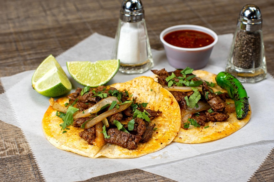 Instant Pot Cinco de Mayo Recipes Carne Asada Tacos on a Plate