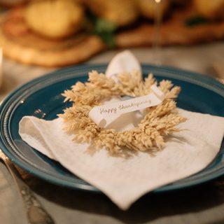 Instant Pot Thanksgiving Appetizers Close Up of a Table Setting with a Note That Says Happy Thanksgiving