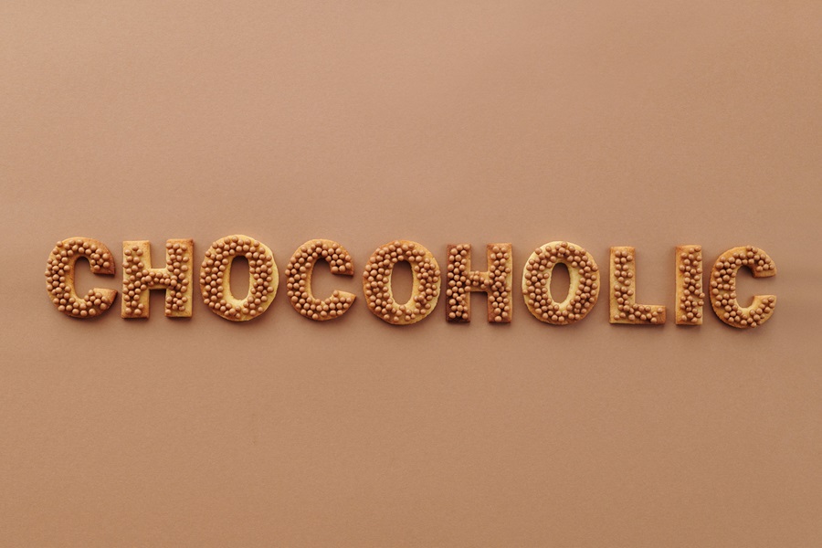 Crockpot Candy Recipes with Almond Bark Chocolate Made to Look Like "Chocoholic"