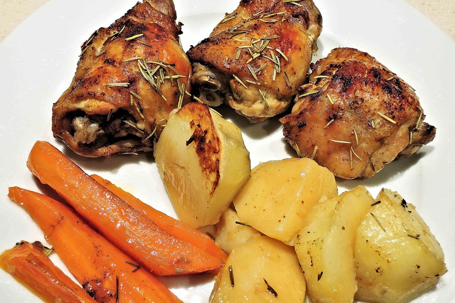 Easy Instant Pot Chicken Thighs Recipes a Plate of Chicken Thighs with Potatoes and Carrots