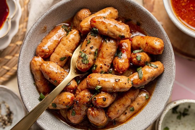 Crockpot Little Smokies with Grape Jelly and BBQ Sauce