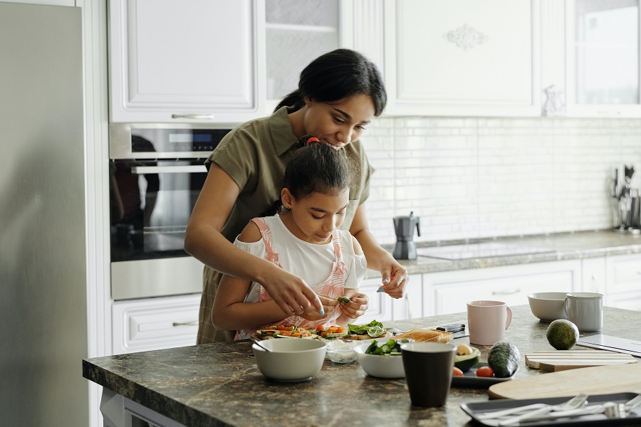 Funny Dinner Memes a Mom in a Kitchen Cooking with Her Daughter