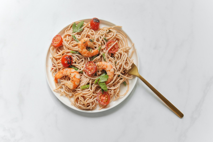 Crockpot Shrimp Pasta Recipes a Plate of Spaghetti with Shrimp and Burst Roma Tomatoes