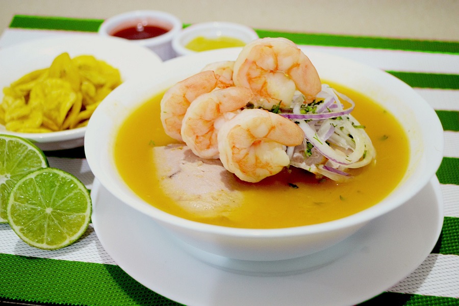Instant Pot Shrimp Soup Recipes a Bowl of Soup Topped with Shrimp