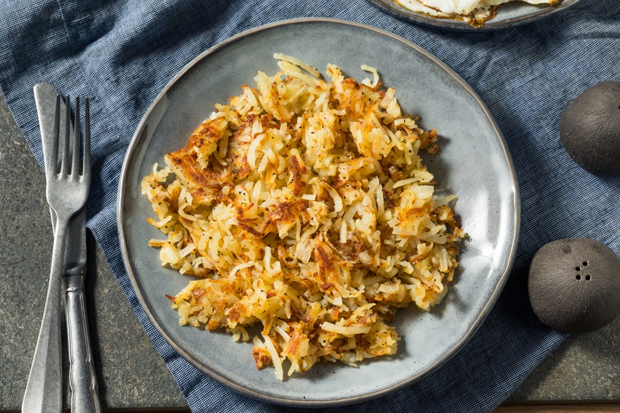 Crockpot Hashbrown Casserole Recipes Without Sour Cream Close Up of a Plate of Hashbrowns