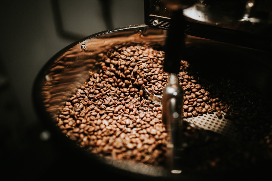 Best Coffee Bean Drinks Coffee Beans in a Coffee Machine