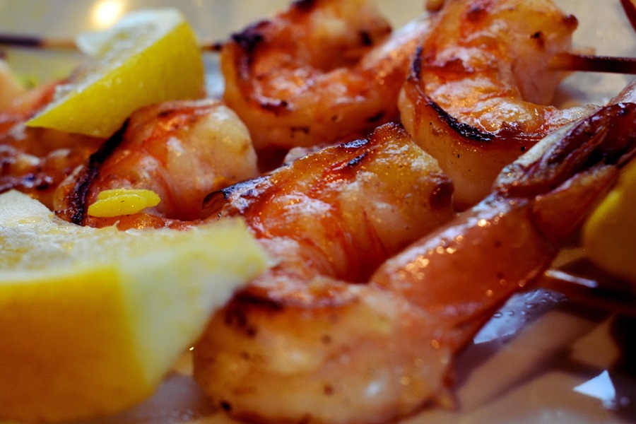 Texas Roadhouse Shrimp Recipe Ideas Close Up of Grilled Shrimp on a Plate with Lemon Slices