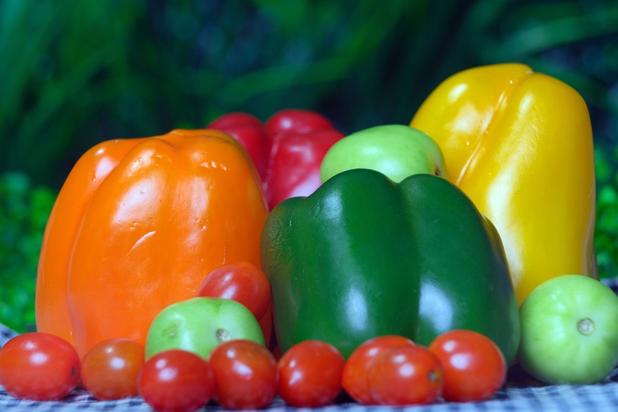 How to Make Stuffed Bell Peppers Orange, Green, Yellow and Red Bell Peppers