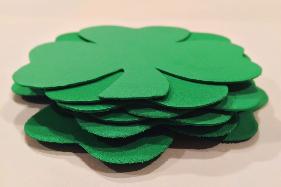 St. Patrick's Day Food Snack Ideas a Small Pile of Paper Shamrocks