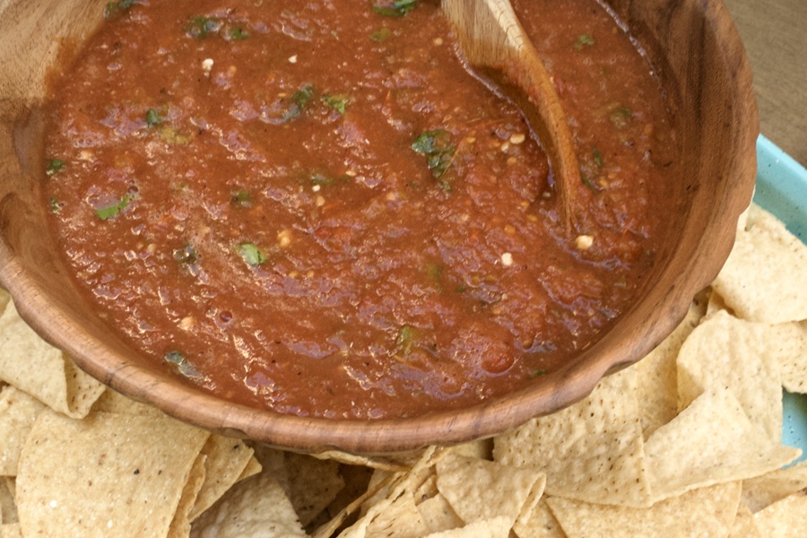Salsa without Onions Recipe Close Up of a Bowl of Salsa Next to a Platter of Chips